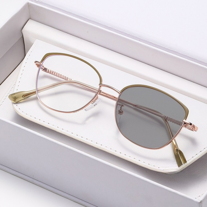 Ultra-lightweight Metal Frame  - Street Fashion Definition ulasan dan harga