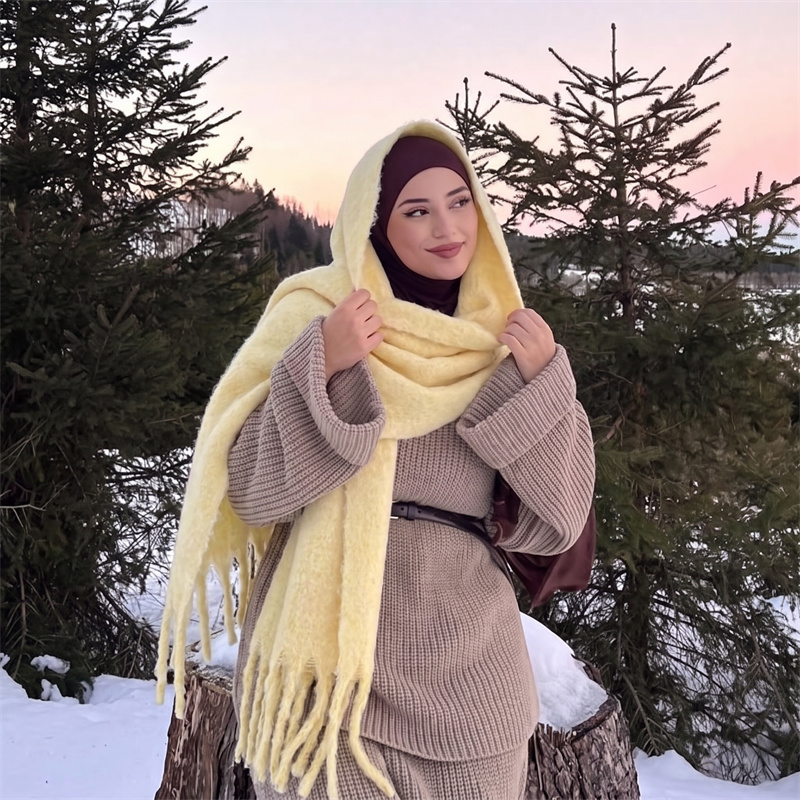 Vintage Plain Mohair Tassel Sc - Street Fashion Hijab ulasan dan harga