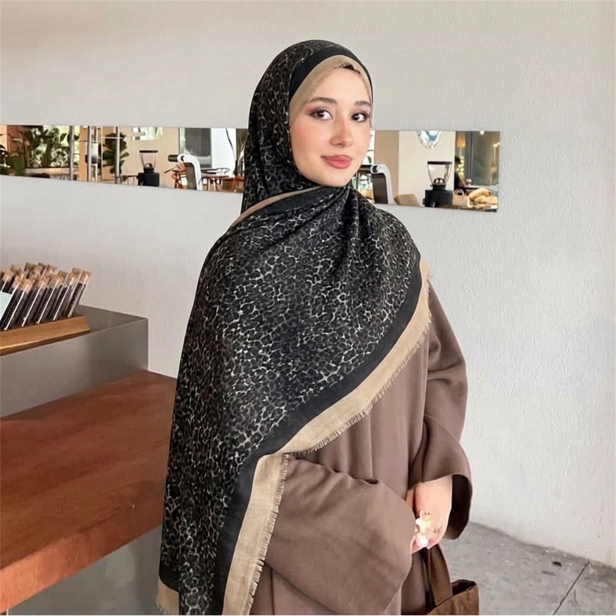 Vintage Leopard Print Hijab Sc - Street Fashion Hijab ulasan dan harga