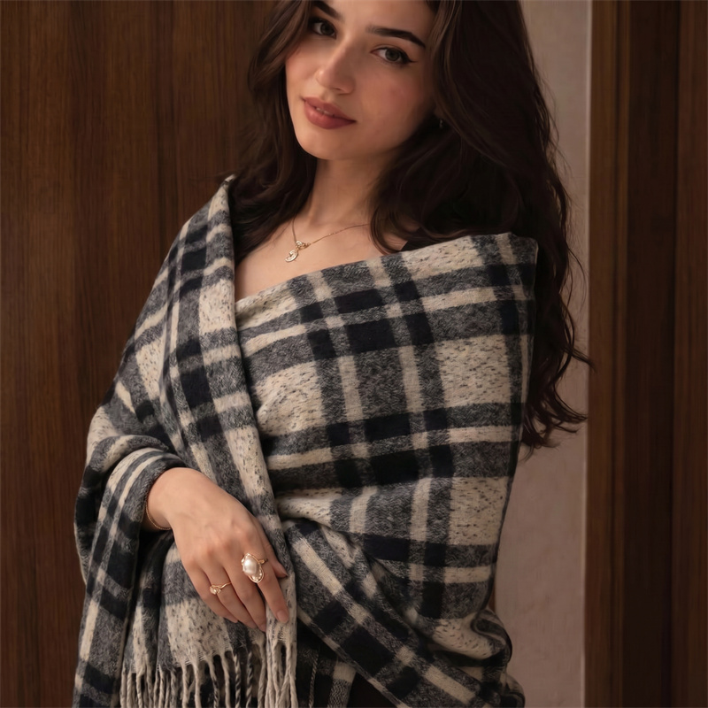 Heavy 750g Scarf Check Poncho  - Street Fashion Hijab ulasan dan harga
