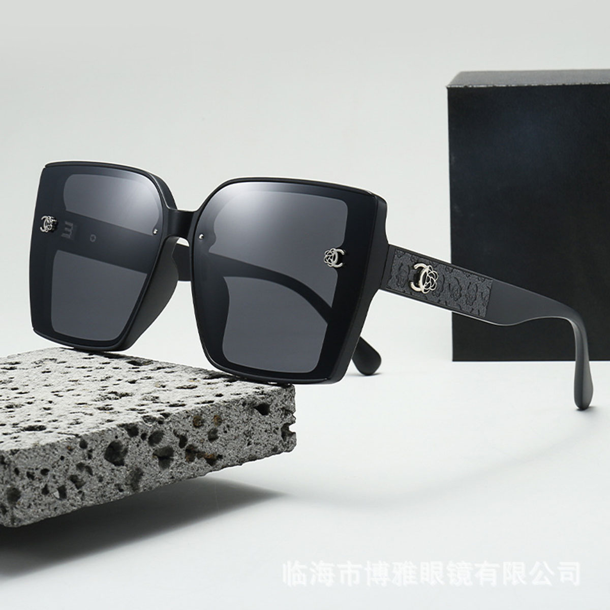 New Fashionable Sunglasses - S - Street Fashion Definition ulasan dan harga