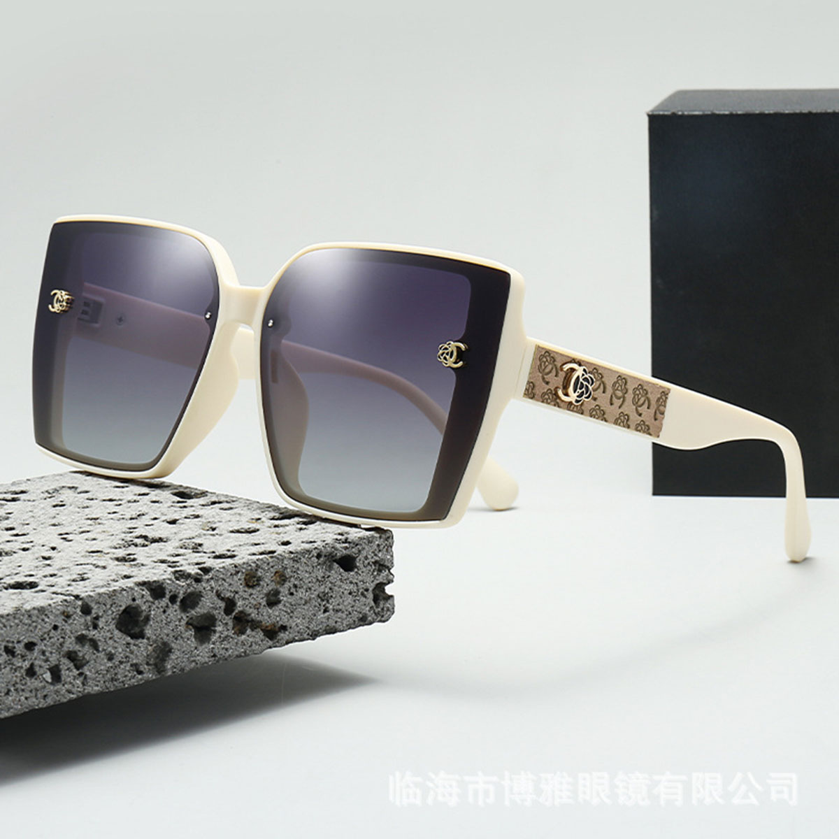 New Fashionable Sunglasses - S - Street Fashion Definition ulasan dan harga